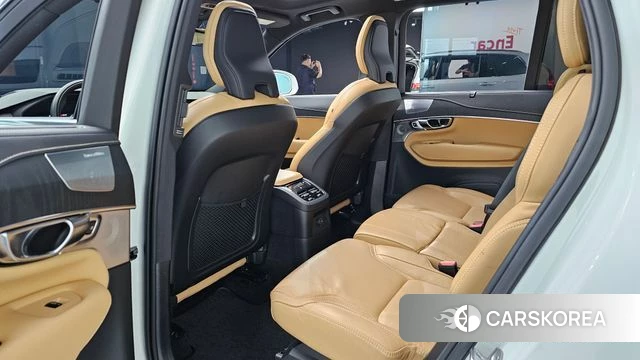 Volvo XC90 second Generation 2022 Белый из Кореи, фото 2