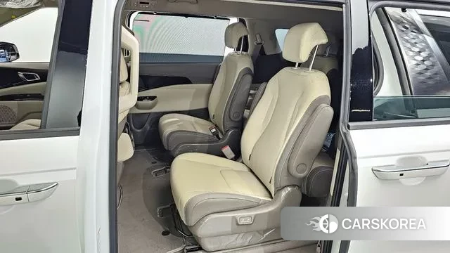 Kia Carnival 4th generation 2023 Белый из Кореи, фото 2
