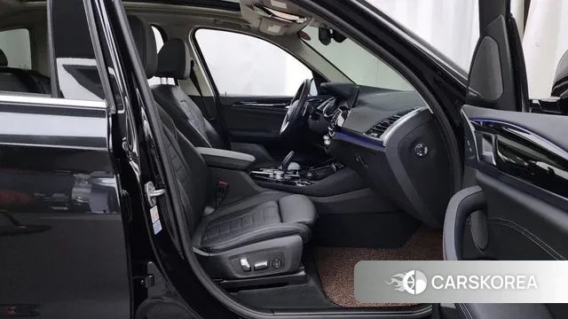 BMW X3 (G01) 2020 Черный из Кореи, фото 2