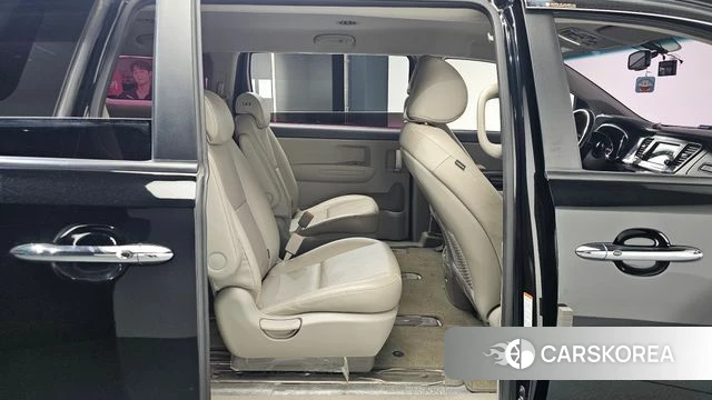 Kia The New Carnival 2018 Черный из Кореи, фото 2