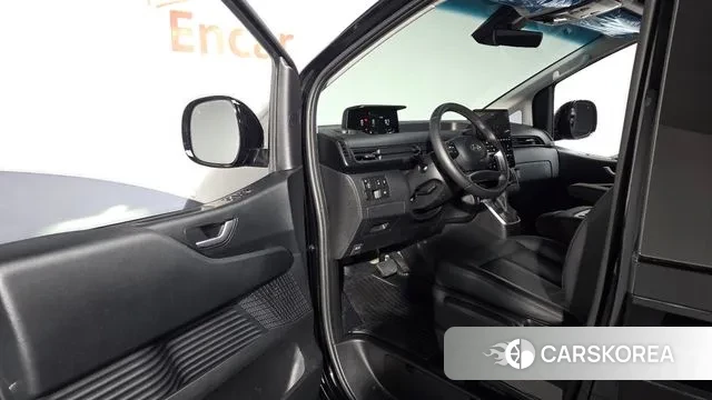 Hyundai Staria 2025 Черный из Кореи, фото 2