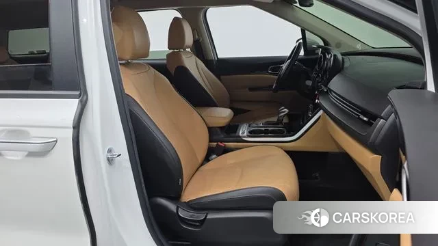 Kia Carnival 4th generation 2021 Белый из Кореи, фото 2