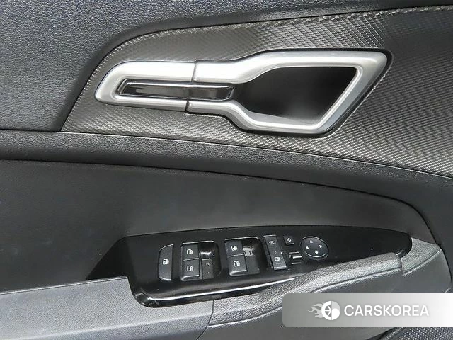 Kia Sportage 5th Generation 2022 Белый из Кореи, фото 2