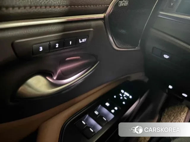 Lexus ES300h 7th generation 2018 Золотой из Кореи, фото 2