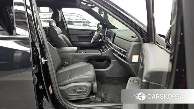 Hyundai Santa Fe (MX5) 2023 Черный из Кореи, фото 2