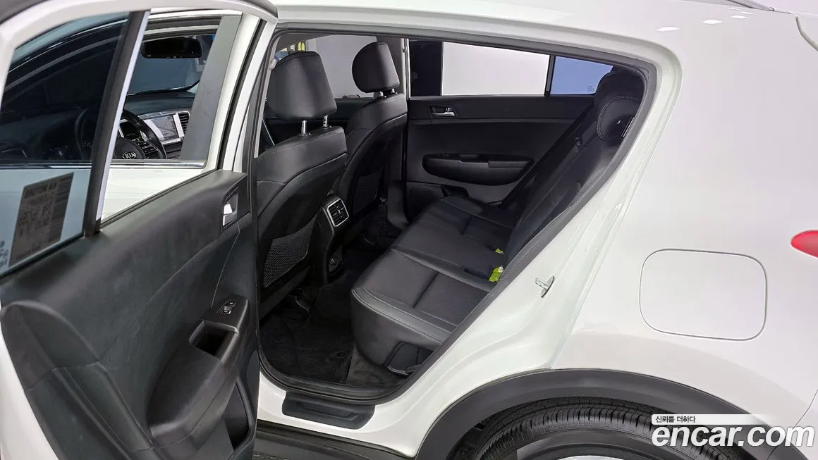 Kia Sportage The Bold 2021 Белый из Кореи, фото 2