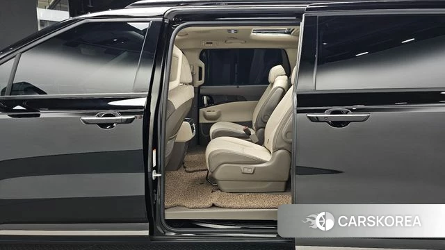 Kia The New Carnival 4th Generation 2025 Черный из Кореи, фото 2