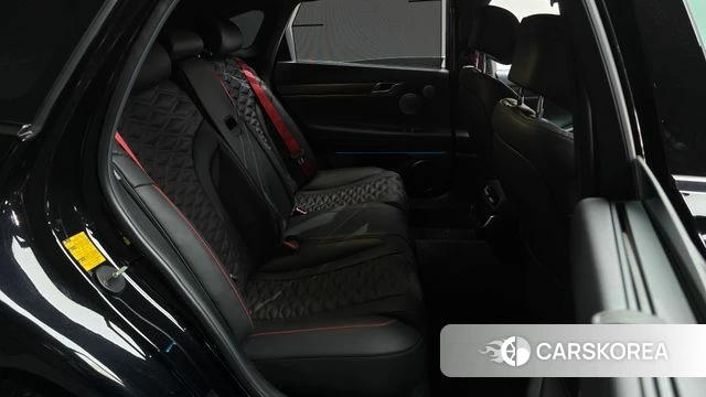 Genesis G80 (RG3) 2025 Черный из Кореи, фото 2