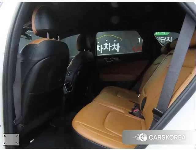 Kia Sportage 5th Generation 2022 Белый из Кореи, фото 2