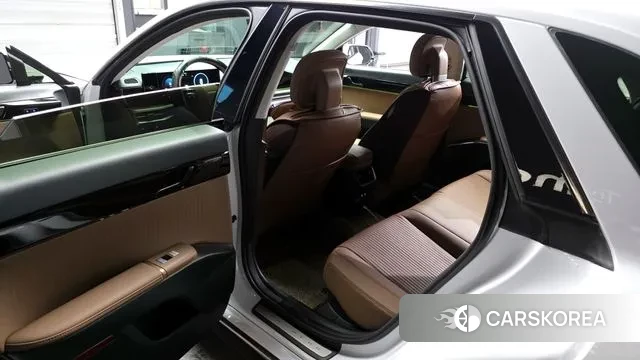 Hyundai Grandeur Hybrid (GN7) 2024 Белый из Кореи, фото 2