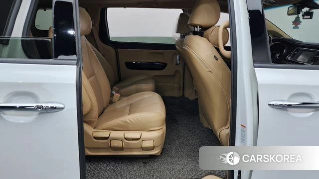 Kia The New Carnival 2019 Белый из Кореи, фото 2