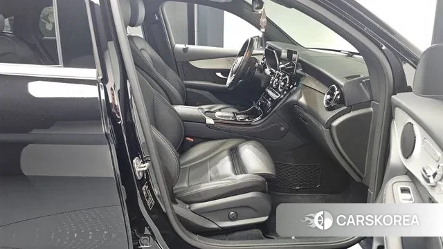 Mercedes-Benz GLC-Class X253 2020 Черный из Кореи, фото 2