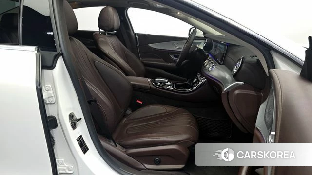 Mercedes-Benz CLS-Class C257 2019 Белый из Кореи, фото 2