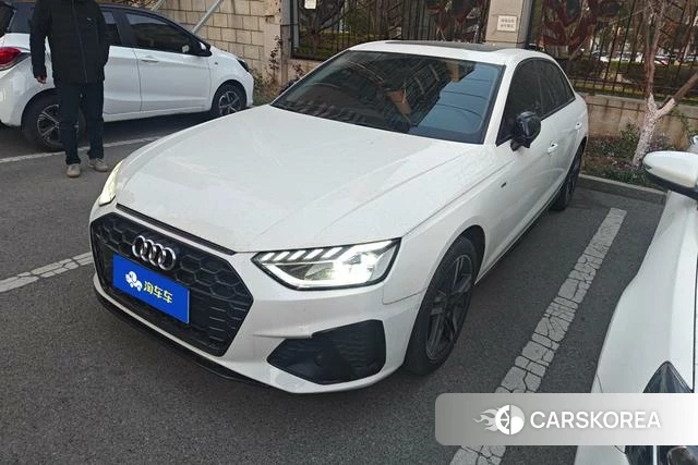 Audi A4L 2022 Белый из Китая, фото 2