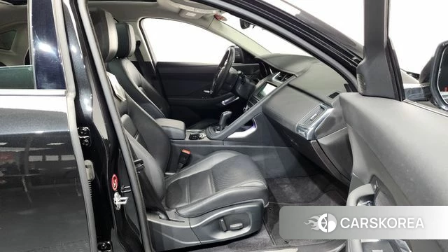 Jaguar E-PACE 2018 Черный из Кореи, фото 2