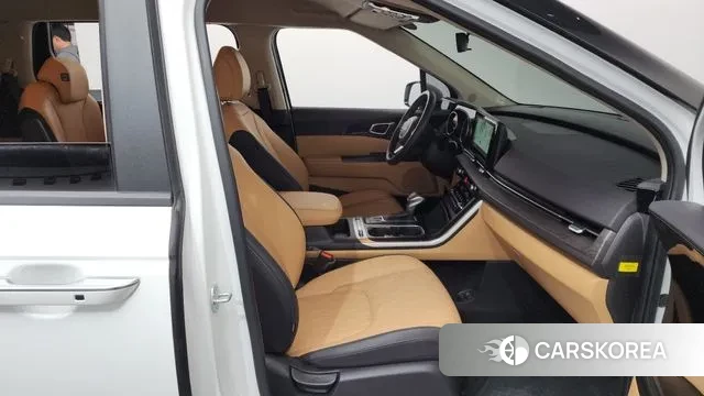 Kia Carnival 4th generation 2023 Белый из Кореи, фото 2