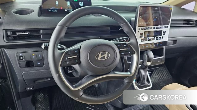 Hyundai Staria 2024 Черный из Кореи, фото 2