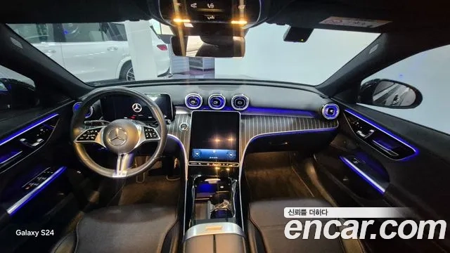 Mercedes-Benz C-Class W206 2022 Черный из Кореи, фото 2