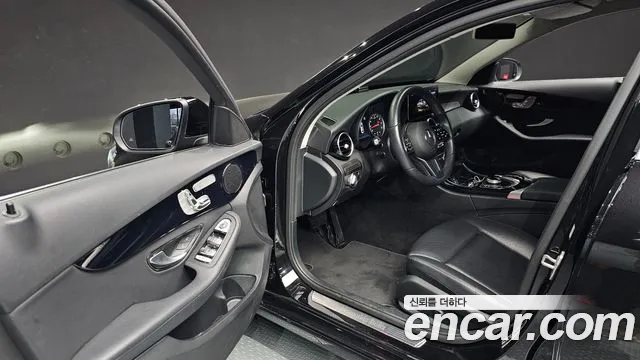 Mercedes-Benz C-Class W205 2020 Черный из Кореи, фото 2