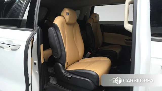 Kia Carnival 4th generation 2023 Белый из Кореи, фото 2