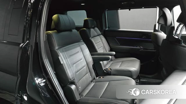 Hyundai Santa Fe (MX5) 2024 Черный из Кореи, фото 2
