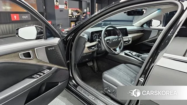 Kia K8 Hybrid 2023 Черный из Кореи, фото 2