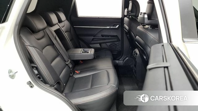 Ssangyong Torres EVX 2023 Белый из Кореи, фото 2