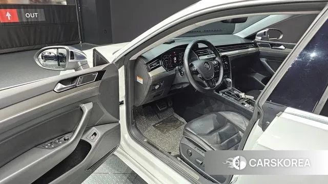 Volkswagen Arteon 2019 Белый из Кореи, фото 2