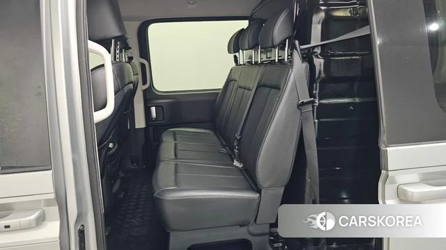 Hyundai Staria 2022 Серебряный из Кореи, фото 2