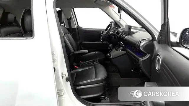 Hyundai Casper 2022 Белый из Кореи, фото 2