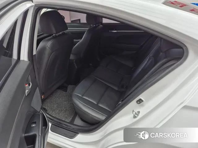 Hyundai The New Avante AD 2018 Белый из Кореи, фото 2