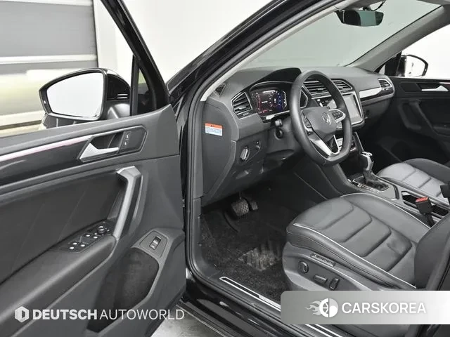Volkswagen Tiguan second Generation 2023 Черный из Кореи, фото 2