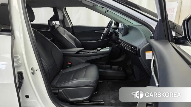 Kia EV6 2022 Белый из Кореи, фото 2