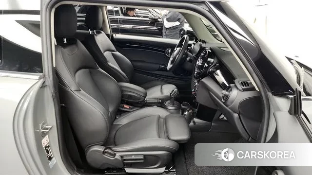 Mini Cooper 2022 Серый из Кореи, фото 2