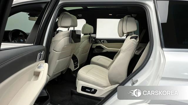 BMW X7 (G07) 2021 Белый из Кореи, фото 2