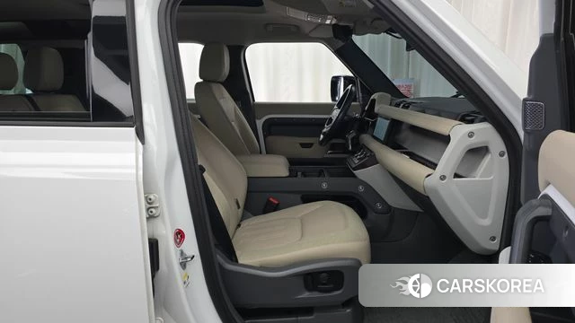 Land Rover Defender (L663) 2020 Белый из Кореи, фото 2