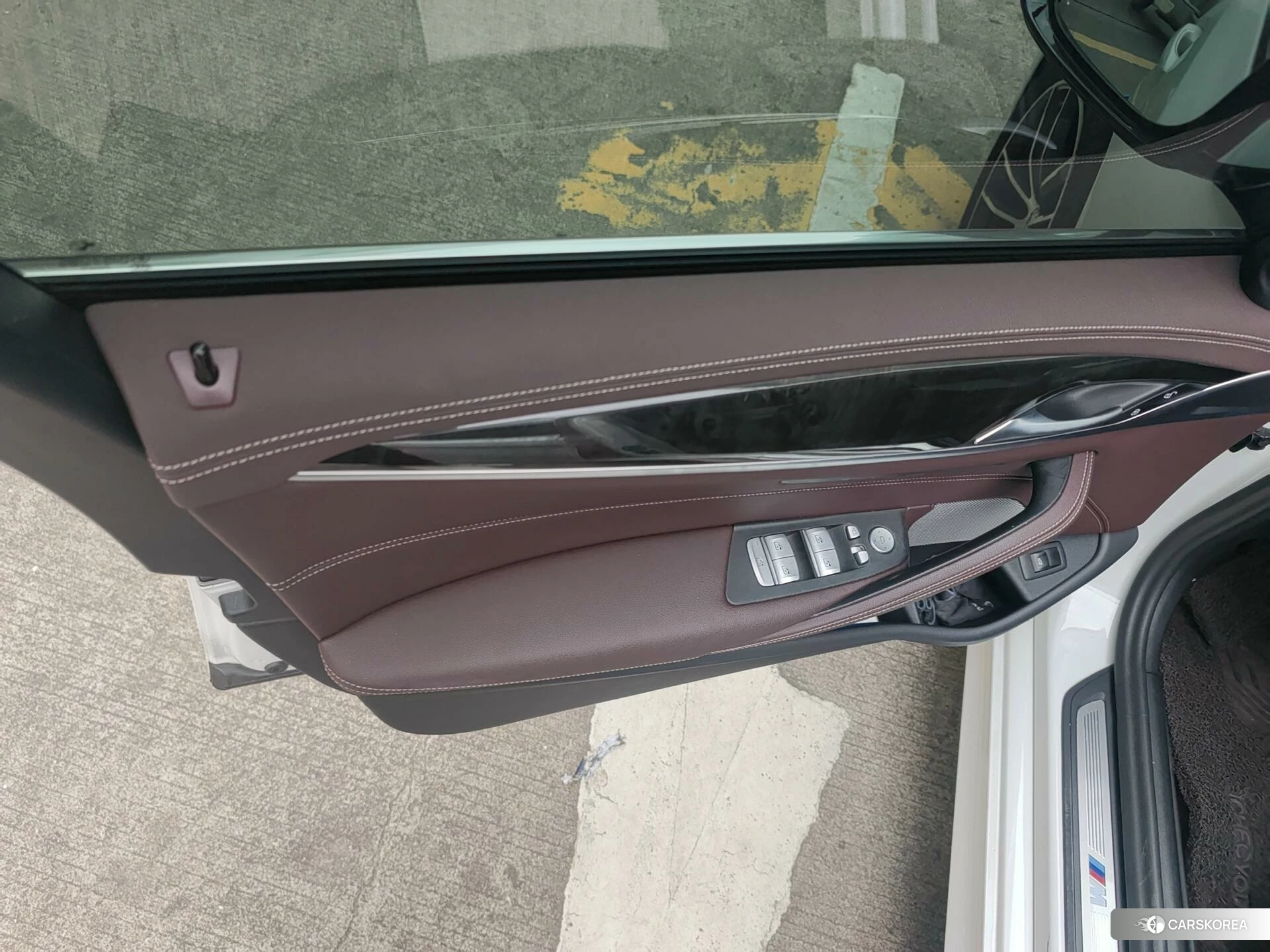 BMW 5 series 2022 Белый из Китая, фото 2