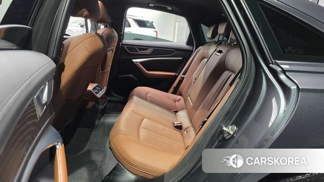 Audi A6 (C8) 2022 Серый из Кореи, фото 2