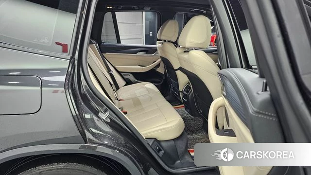 BMW iX3 2023 Серый из Кореи, фото 2