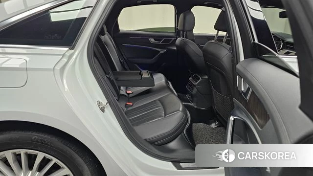 Audi A6 (C8) 2019 Белый из Кореи, фото 2
