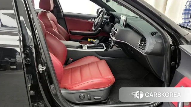 Kia Stinger 2018 Черный из Кореи, фото 2