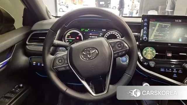 Toyota Camry (XV70) 2024 Белый из Кореи, фото 2