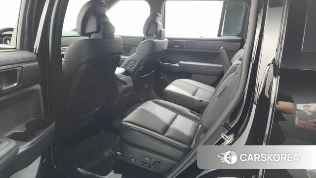 Hyundai Santa Fe (MX5) 2024 Черный из Кореи, фото 2