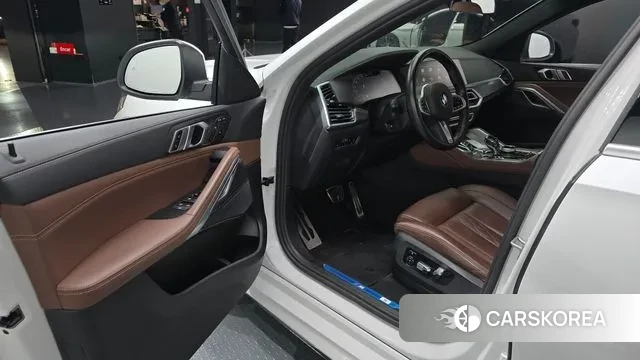 BMW X6 (G06) 2022 Белый из Кореи, фото 2