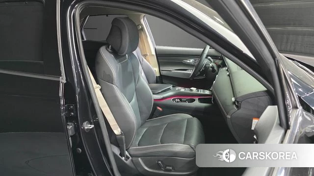Genesis Electrified GV70 2022 Черный из Кореи, фото 2