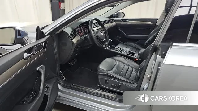 Volkswagen Arteon 2020 Серебряный из Кореи, фото 2