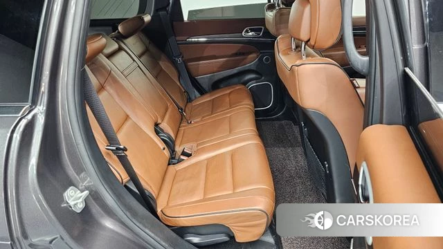 Jeep Grand Cherokee 2021 Серый из Кореи, фото 2