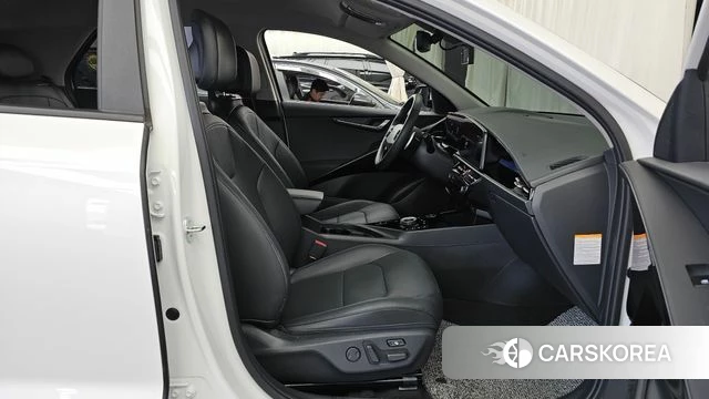 Kia Di All New Niro EV 2023 Белый из Кореи, фото 2