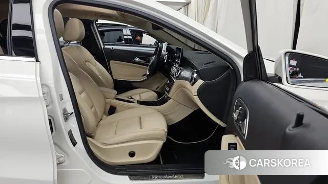 Mercedes-Benz GLA-Class X156 2018 Белый из Кореи, фото 2