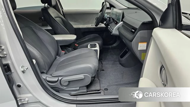 Hyundai Ionic 5 2022 Серебристо-серый из Кореи, фото 2
